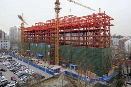 浅谈高层钢结构采取的安全施工措施